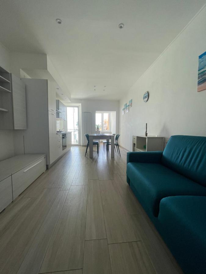 Casa A-Mare Lägenhet Varazze Exteriör bild