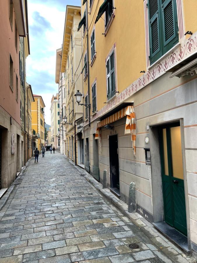 Casa A-Mare Lägenhet Varazze Exteriör bild